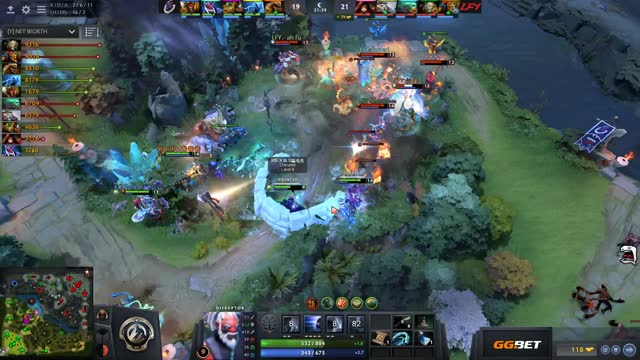 LFY.Monet gets a triple kill!