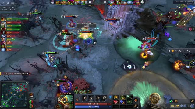 OG.SumaiL's double kill leads to a team wipe!