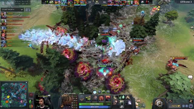 VP.Ramzes666 kills OpTic.zai!