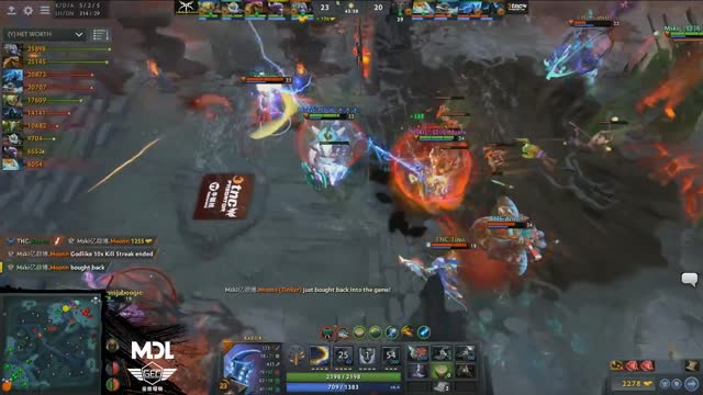 Raven kills Moonn!