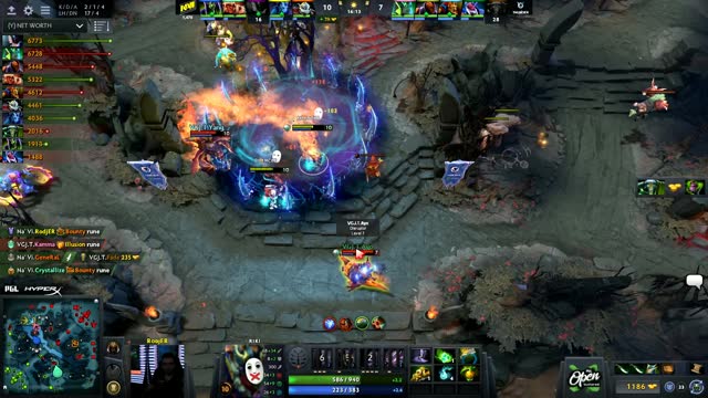 Sylar gets a double kill!