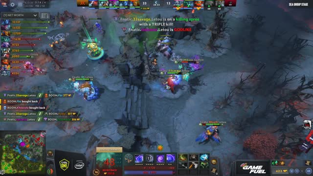 Fnatic.23savage's ultra kill leads to a team wipe!