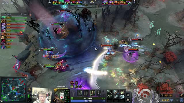 PSG.LGD gets 2 kills!