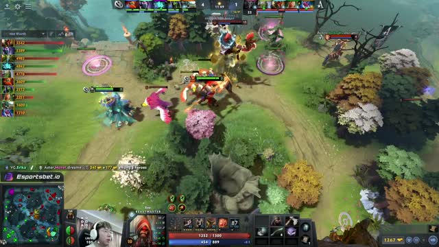 VG.poyoyo gets a triple kill!