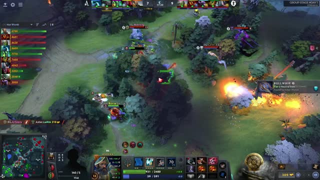 Arteezy gets a double kill!