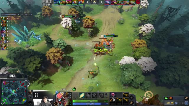 Arteezy takes First Blood on QCY.MSS!