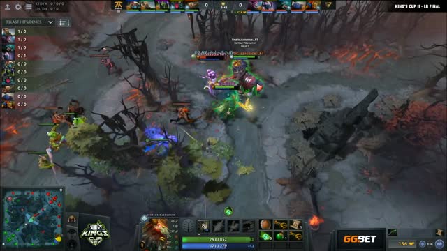 Fnatic.Dj takes First Blood on mouz.SsaSpartan!