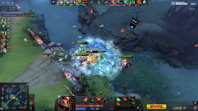 j4 kills w33!