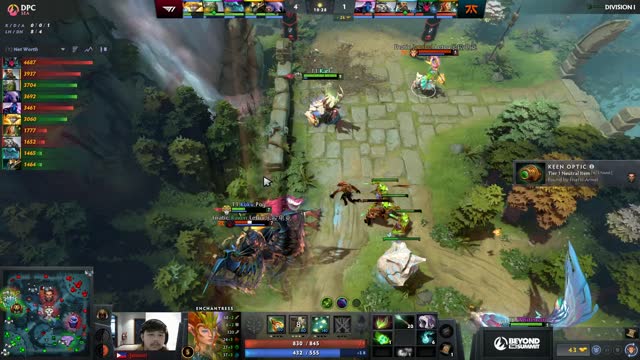 T1.Kuku kills Fnatic.Raven!