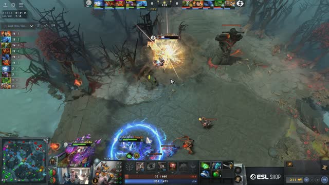 UND.Timado takes First Blood on EG.Cr1t-!