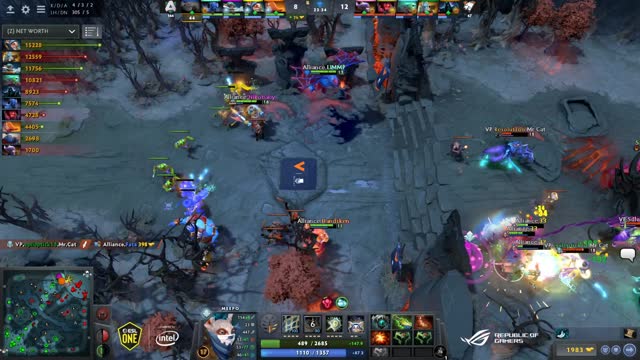 VP gets 2 kills!