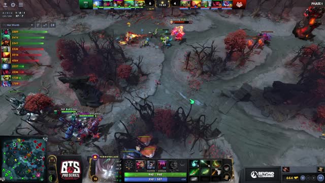 Genek kills @LeBronDota!