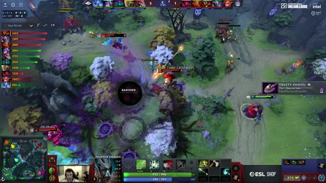 AMMAR_THE_F kills Secret.Puppey!