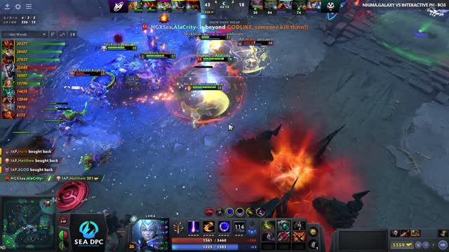 AlaCrity- gets a triple kill!