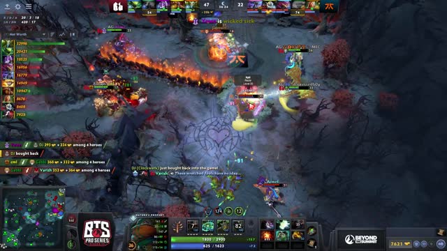 IH ABANG JAHAT's triple kill leads to a team wipe!