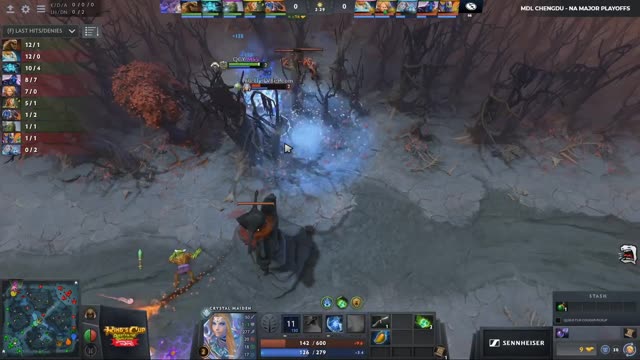 Newbee.MSS takes First Blood on EG.Fly!