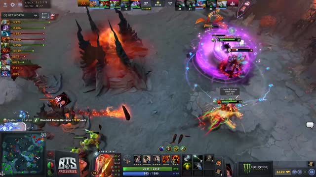 Fnatic.Moon kills PikaMeng!