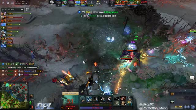 LFY.Monet gets a triple kill!