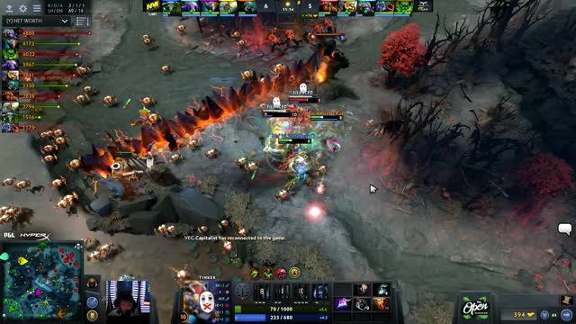 Na`Vi gets 2 kills!