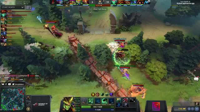 Fnatic.EternaLEnVy gets a triple kill!