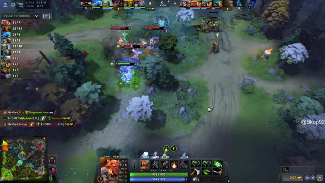 Newbee.uuu9/Moogy gets a double kill!