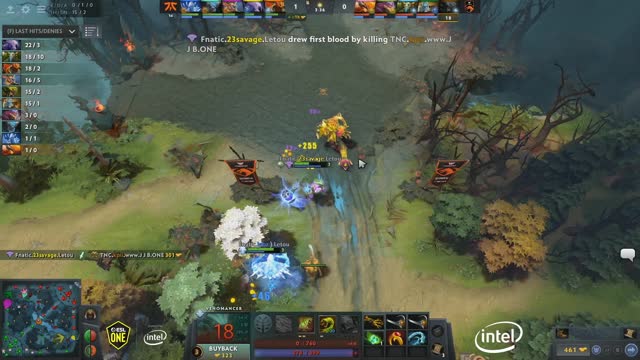 Fnatic.23savage takes First Blood on TNC.kpii!