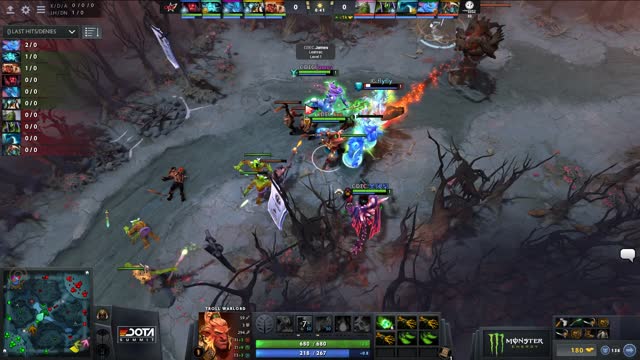 LGD.Victoria takes First Blood on zhizhizhi!