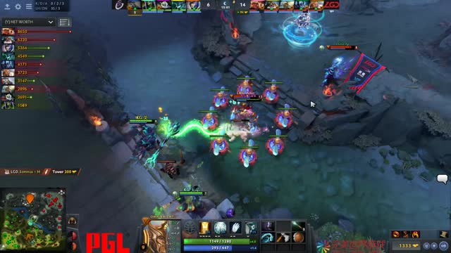 LGD.Maybe gets a triple kill!
