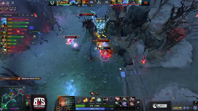 Fnatic.Raven kills Palos!