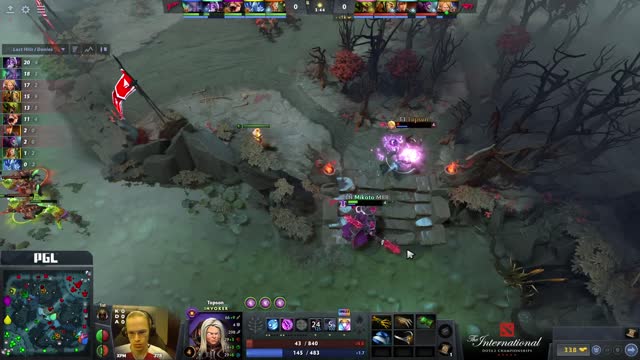 Mikoto takes First Blood on OG.Topson!