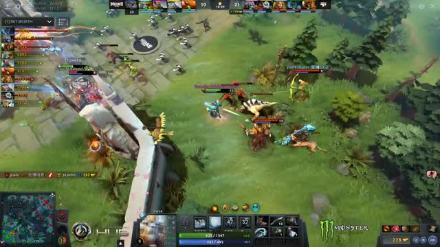 w33 gets a double kill!