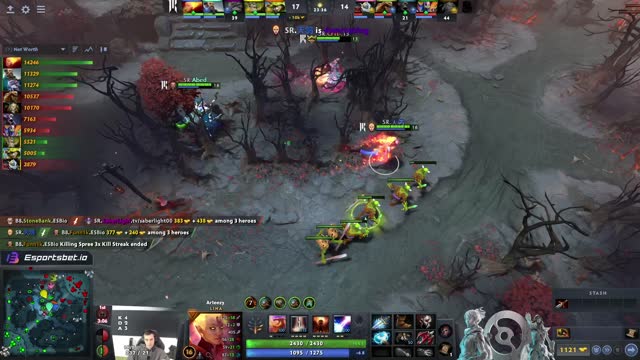 Arteezy gets three kills!