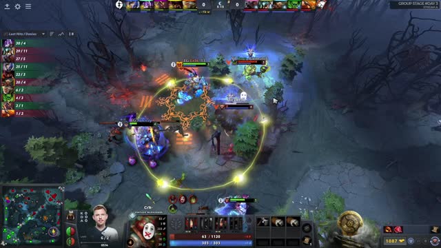 EG.Fly takes First Blood on VP.DM!