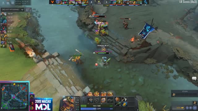 Newbee gets a kill!