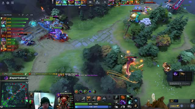 PSG.LGD gets 2 kills!