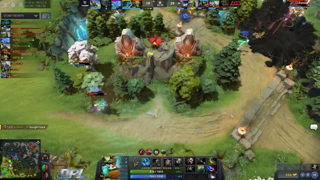 VGJ.T.Sylar's triple kill leads to a team wipe!