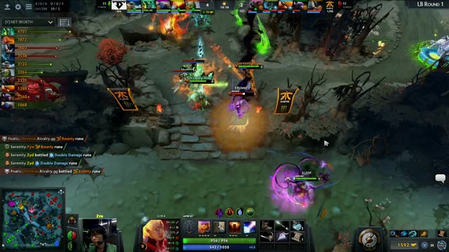 XinQ kills Fnatic.PieLieDie!