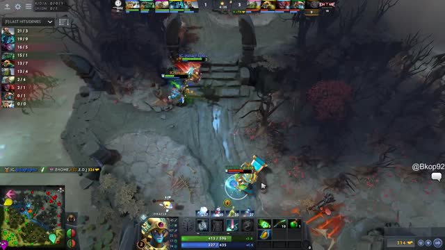 EHOME.Innocence gets a double kill!