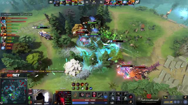 SumaiL-'s triple kill leads to a team wipe!