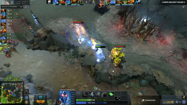 Fnatic.PieLieDie kills VP.Solo!