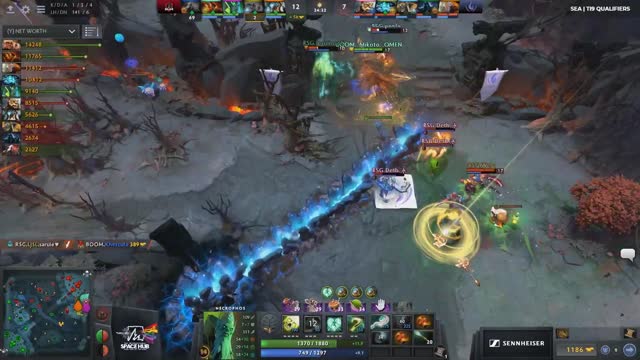 ��h�� gets a double kill!