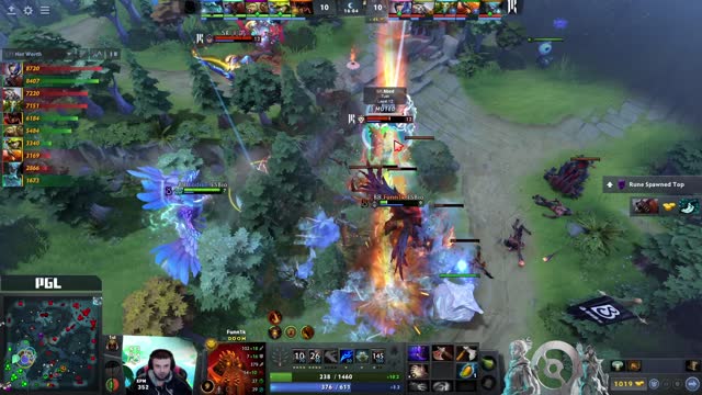 Arteezy gets a double kill!