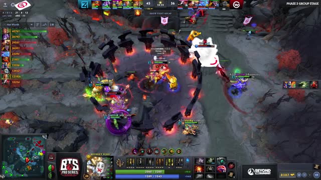 Moo's triple kill leads to a team wipe!