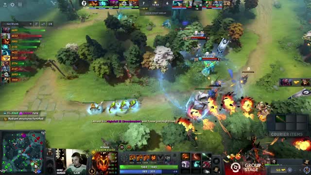 Arteezy's triple kill leads to a team wipe!