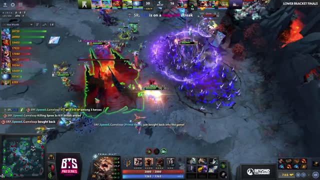 Arteezy gets a triple kill!