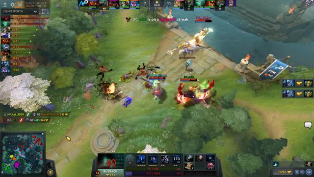 Aui_2000 gets a double kill!