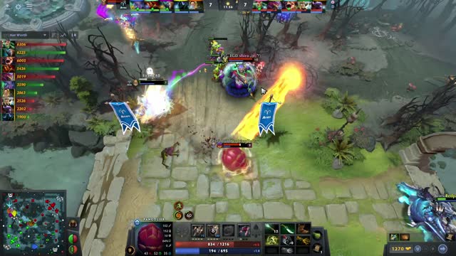 PSG.LGD gets 3 kills!