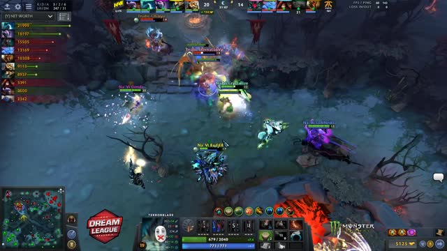 Na`Vi.Crystallize gets a double kill!