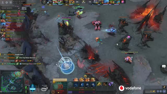 Naive-'s triple kill leads to a team wipe!