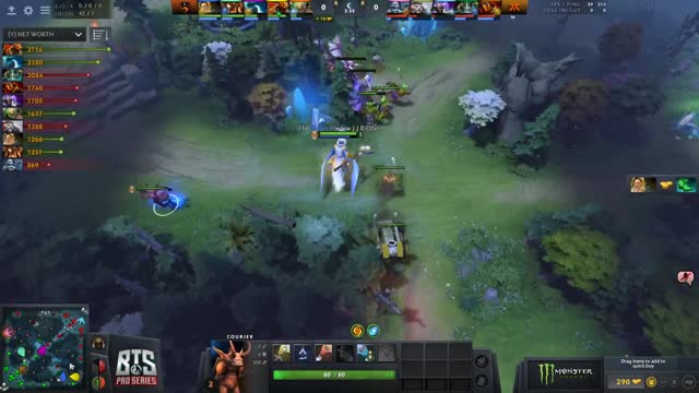 Fnatic.23savage takes First Blood on TNC.kpii!